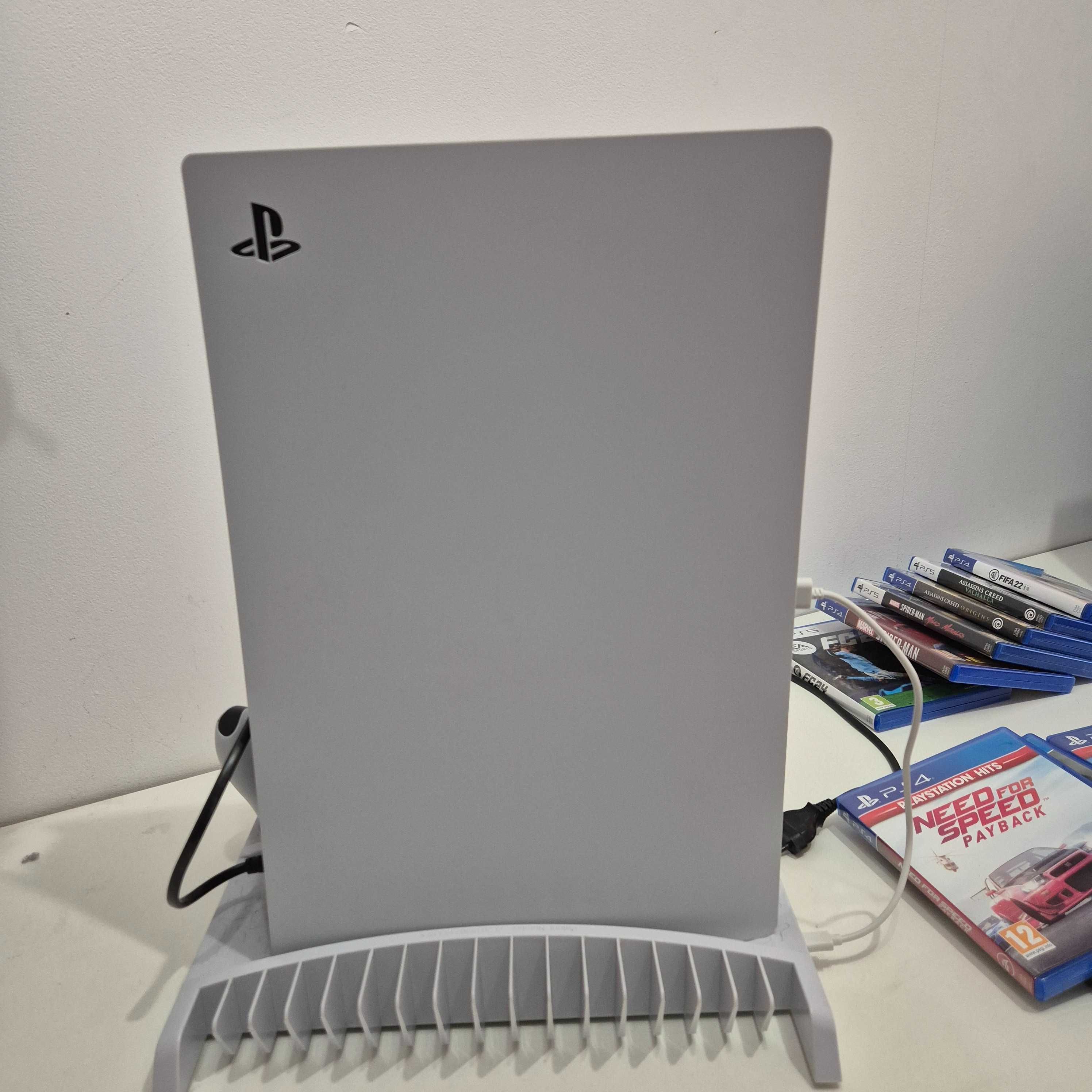 PlayStation 5 + 1 джойстик+ 13 игри + поставка -зарядно !