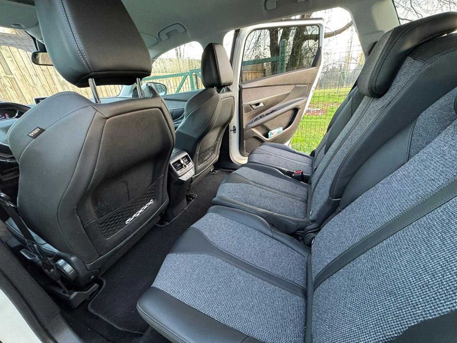 Peugeot 5008 – 2020 – 7 Locuri – Stare Excelentă
