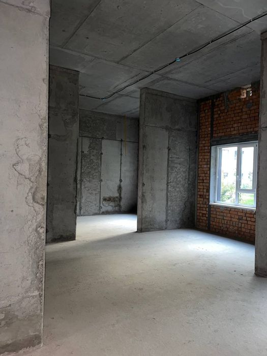 Продаётся помещение под офис /магазин и т.д