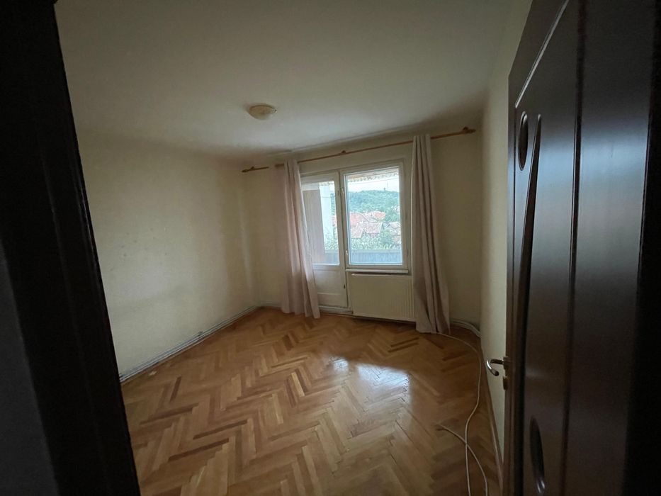 Apartament de vânzare