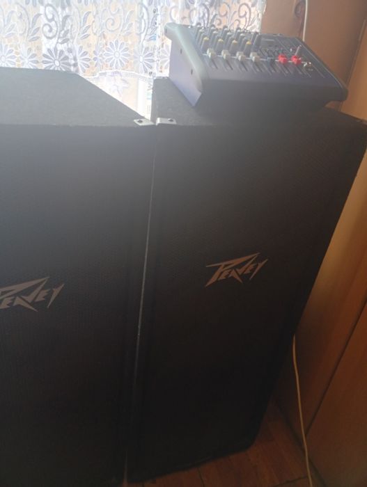 Boxe cu mixer  mixerul Este Nou