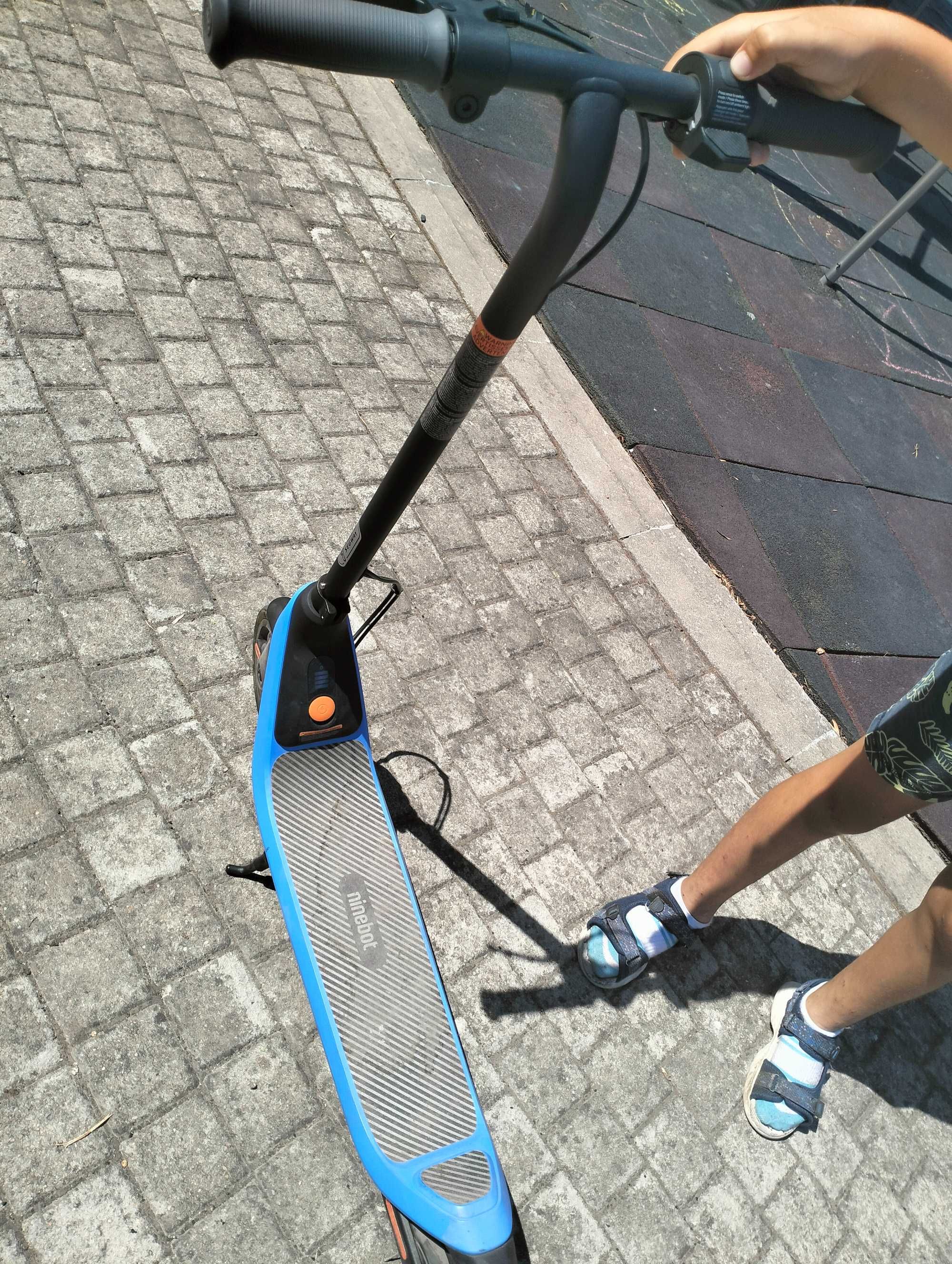 Продавам децка тротинетка sagway ninebot C2 lite