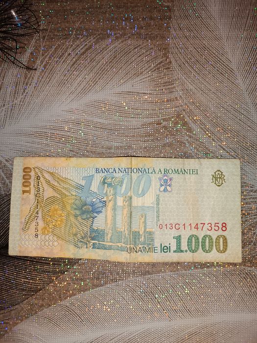 Vand doua bancnote 1000 de lei , 2000 de lei pentru colecționari