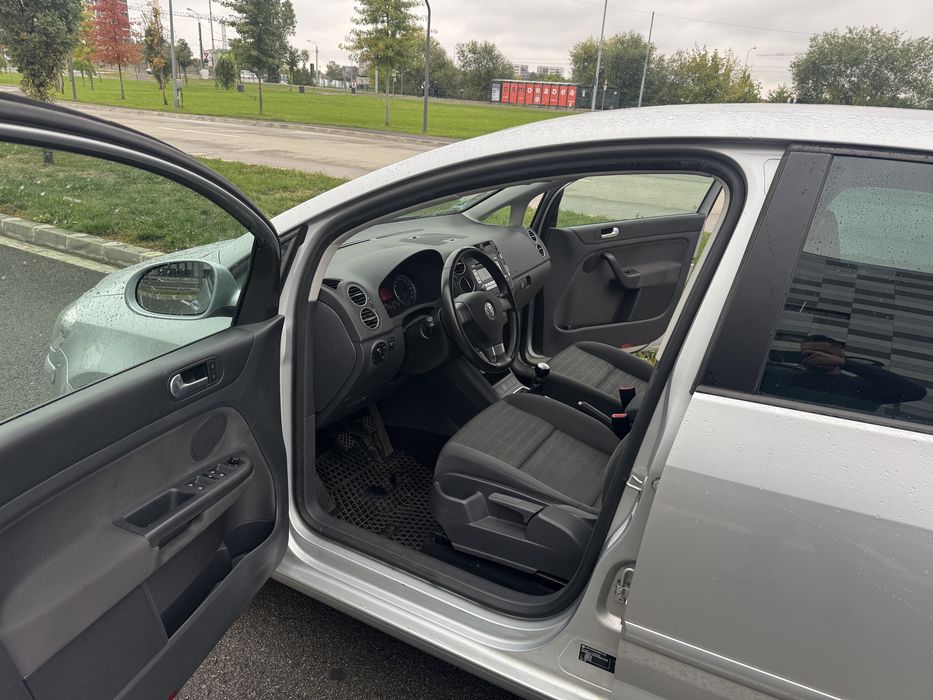 Vw Gold 5 Plus recent adusa