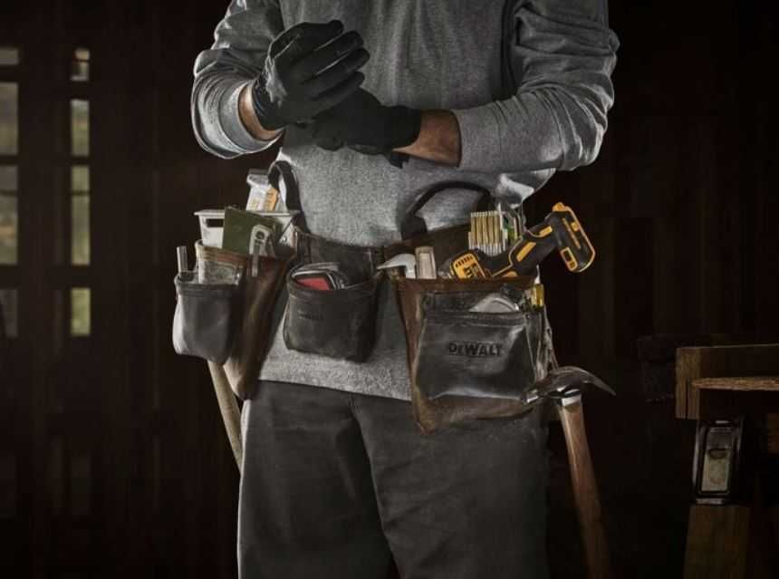 Колан за инструменти от кожа DEWALT DWST50112-1