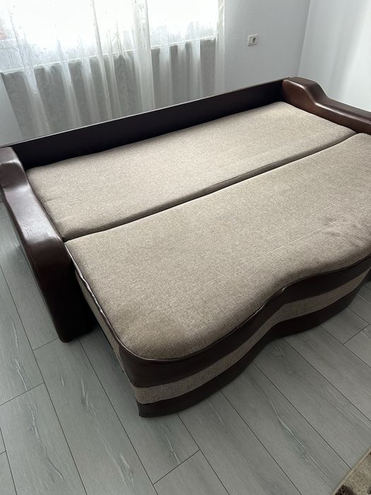 Canapea extensibila