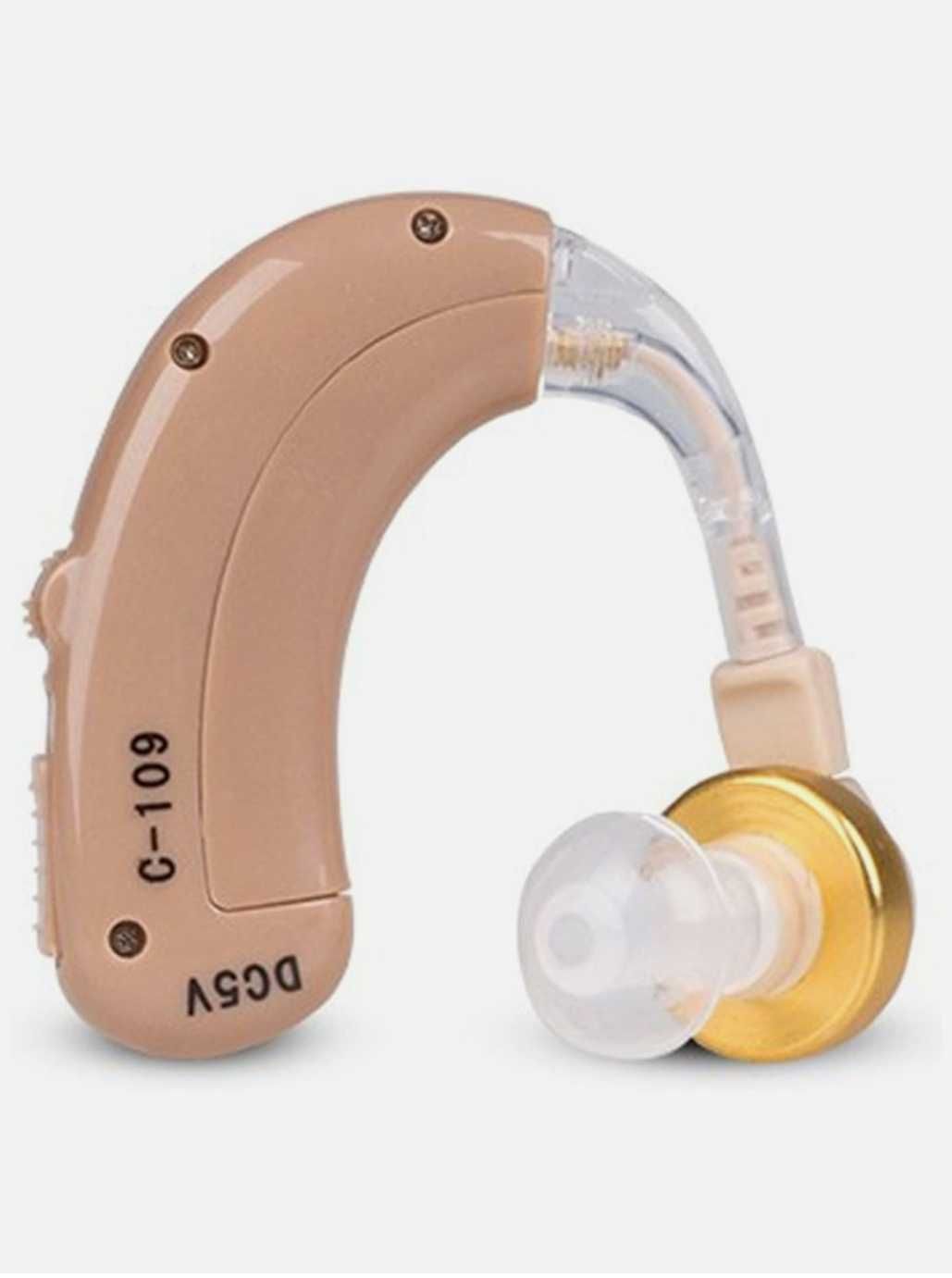Слуховой аппарат в ухо