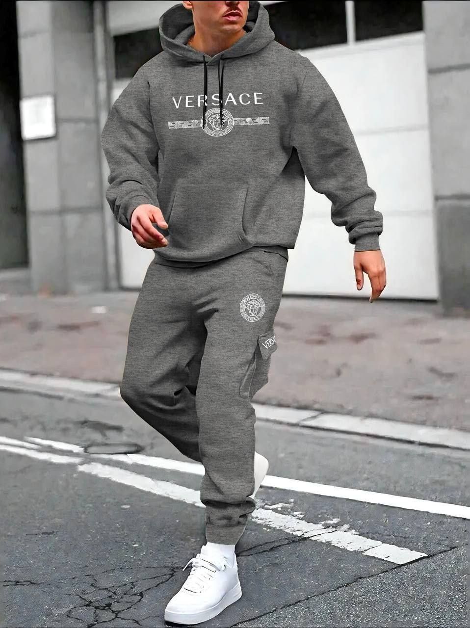 Trening Versace vatuit