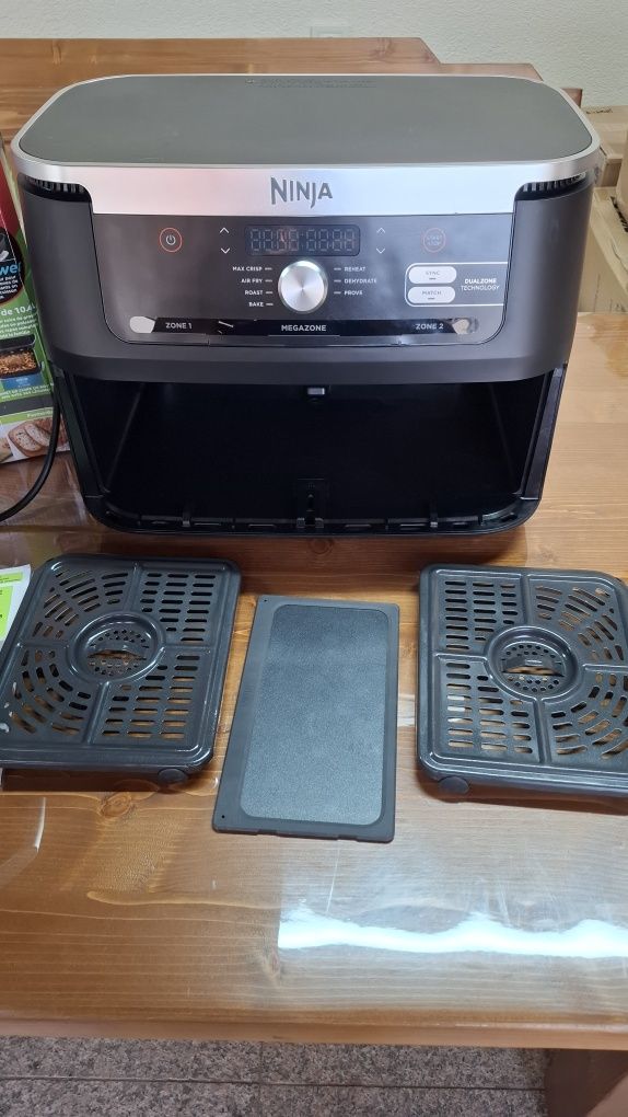Еър фрайер Ninja Flex Drawer AF500EU, 2470W, 10.4 L,40-240гр,7програми
