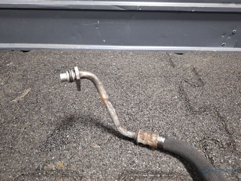 Conducta racire ulei cutie AUDI A4 IV Avant 8K5, B8 2007 - 2015 TDI CAGA, CJCA, CMEA, CMFA 8K0317825AC