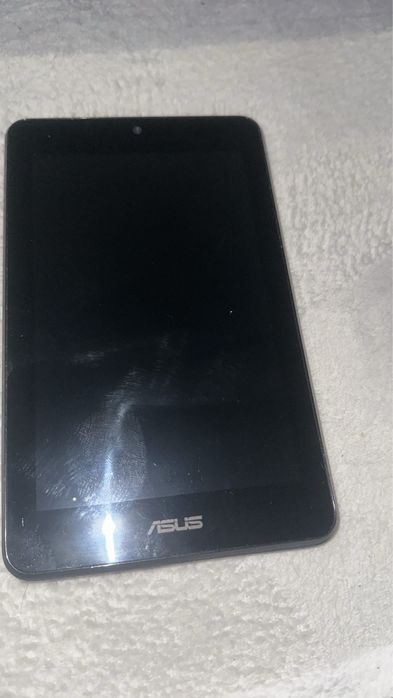 VÂND URGENT! Tabletă Asus pentru piese
