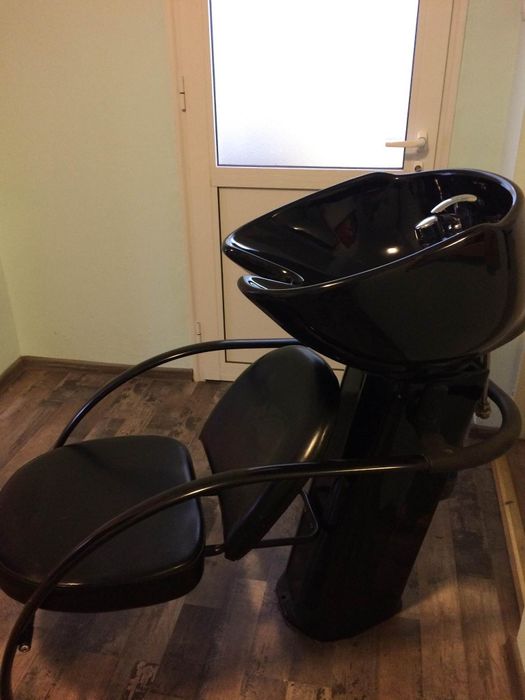 Колона за измиване на коса