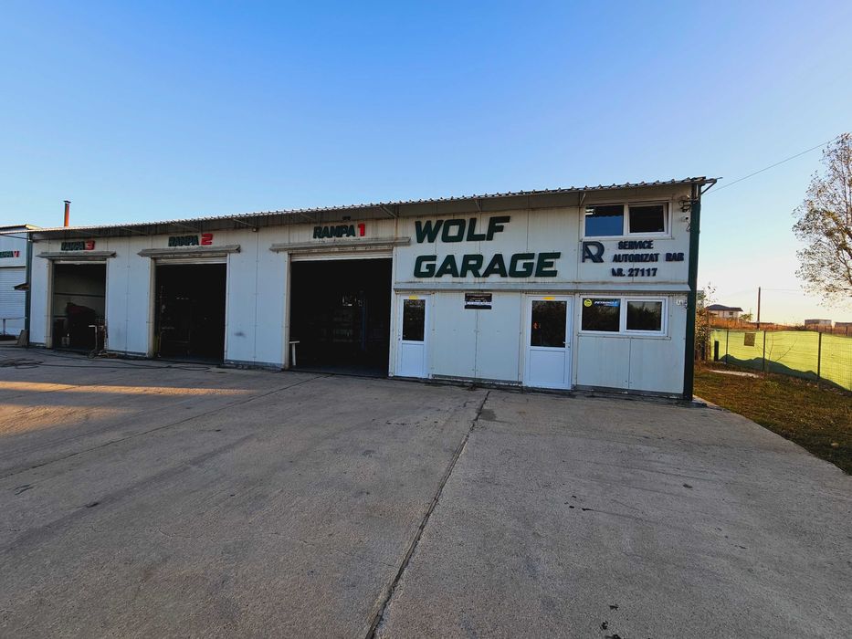 inchiriez service auto complet 2 elevatoare+rampa,birouri, receptie,