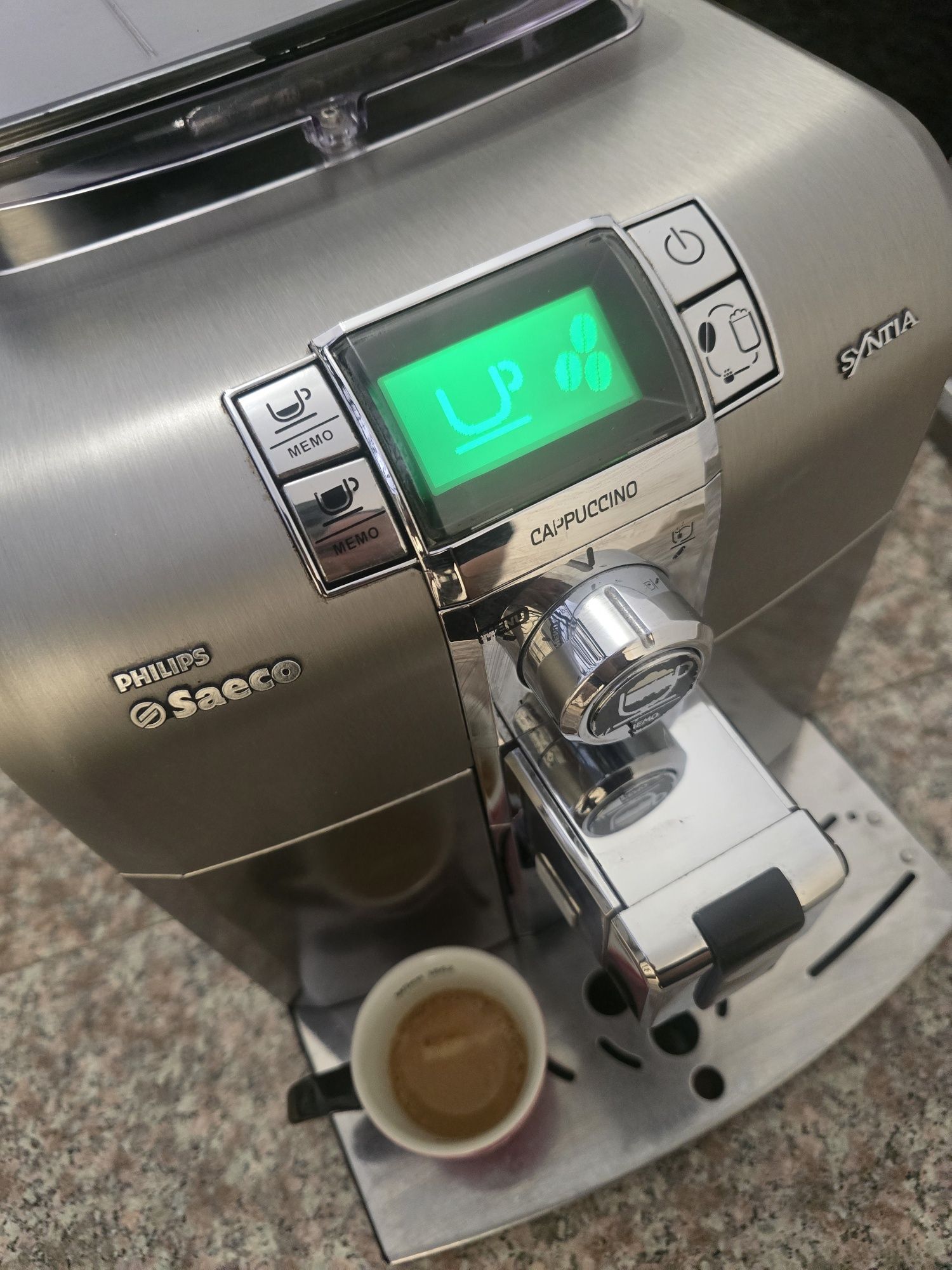 Кафемашина Saeco syntia capuchino