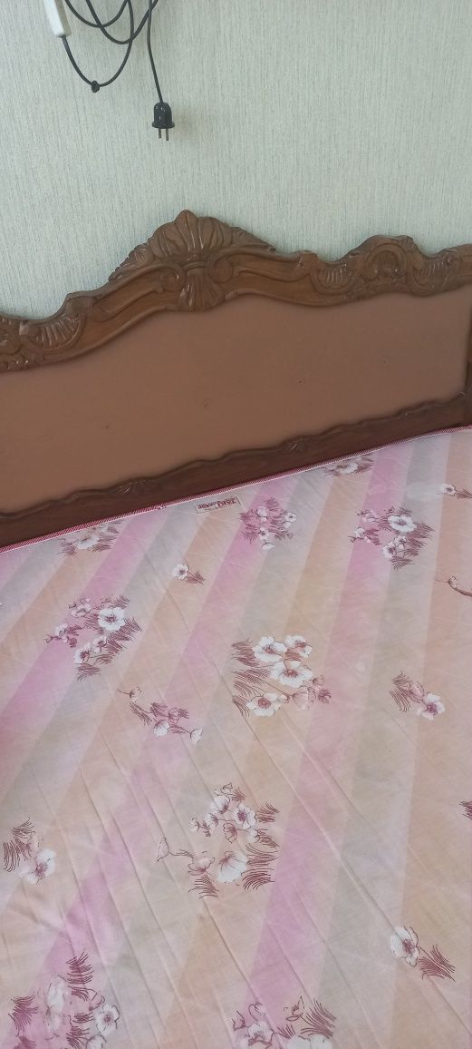Продается Кровать бу