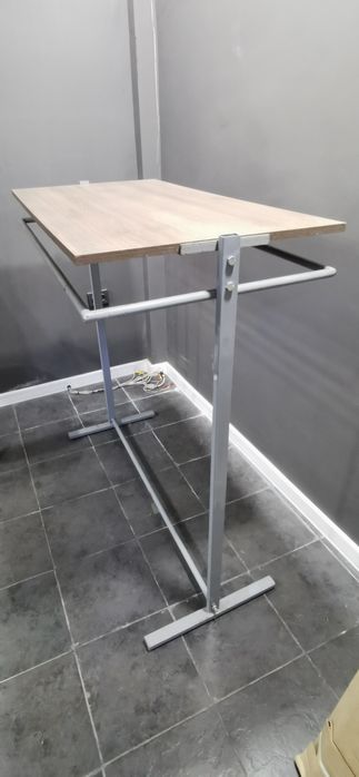 Щтендер за дрехи