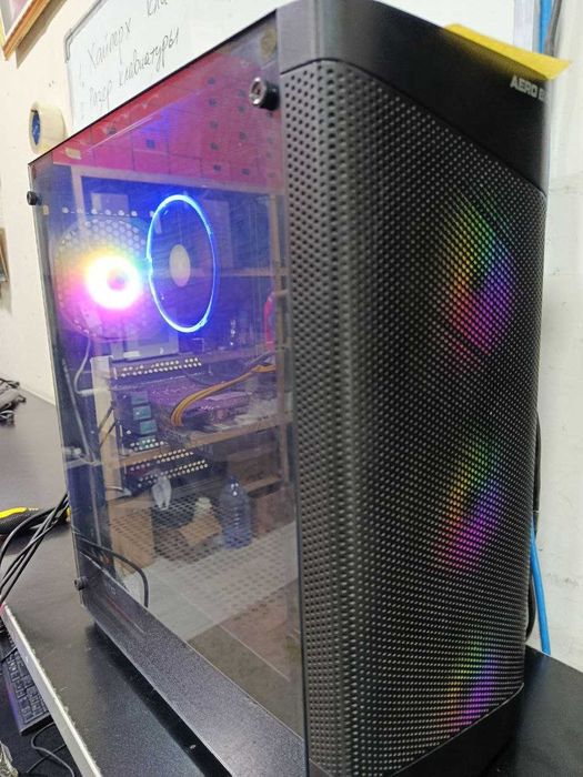 Kompyuter Klub 40ta  Komp Sotiladi Hamma Narsalari Bilan Arzon Narxda