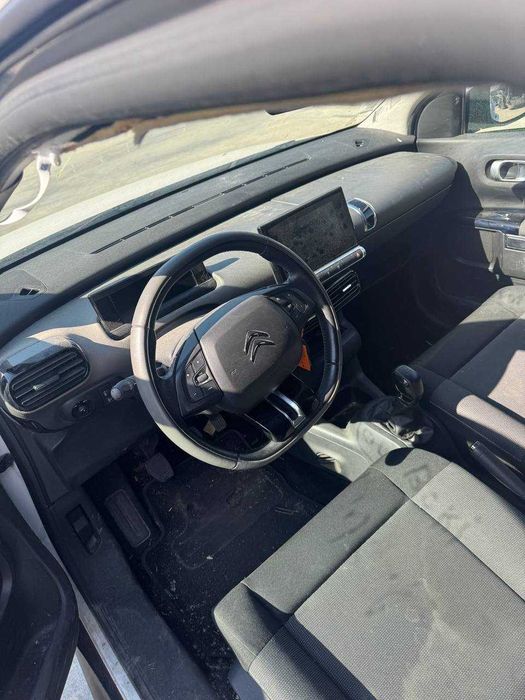 Citroen C4 Cactus НА ЧАСТИ