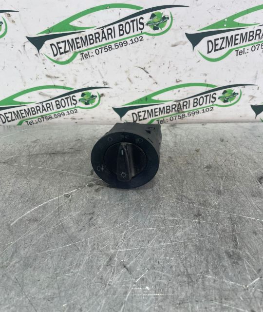 Comutator faruri TC4 1C0941531 Volkswagen VW Golf a 4-a generatie