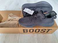 Продавам Adidas Yeezy Boost 350