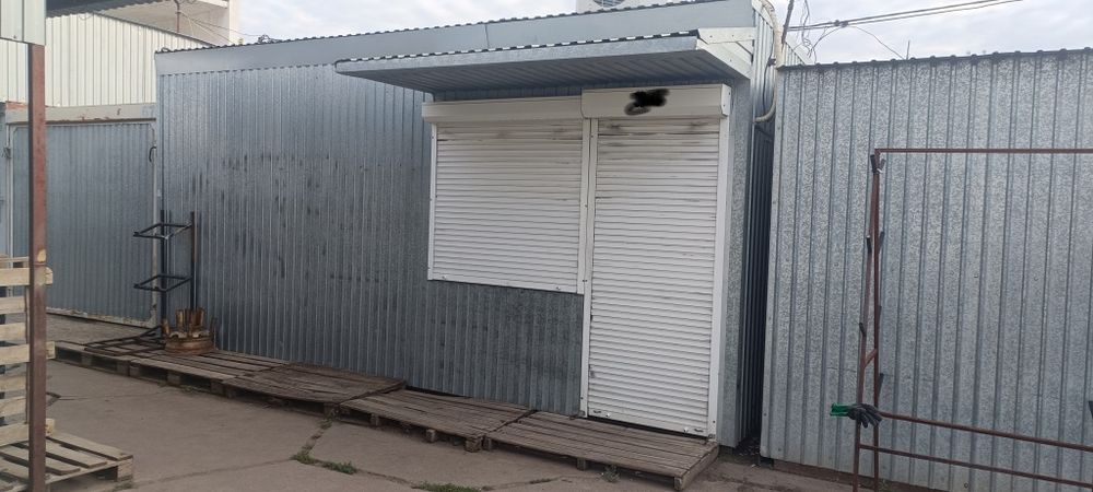 Контейнер металлокаркасный