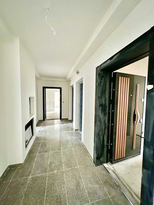 Тристаен апартамент в Люлин 2