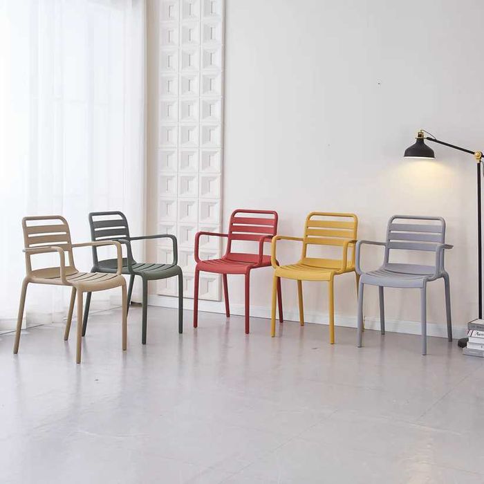 PROMOTIE - Scaune NOI Evenimente, Casa si Gradina - UV