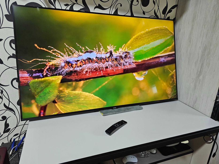 ПРОДАМ 50" SMART 4K UHD Crystal Телевизор Samsung UE50TU8000.