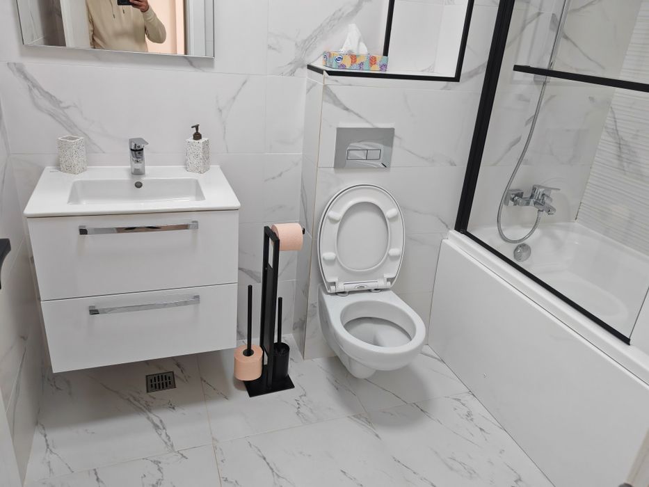 Închiriez apartament cu 2 camere zona Pallady