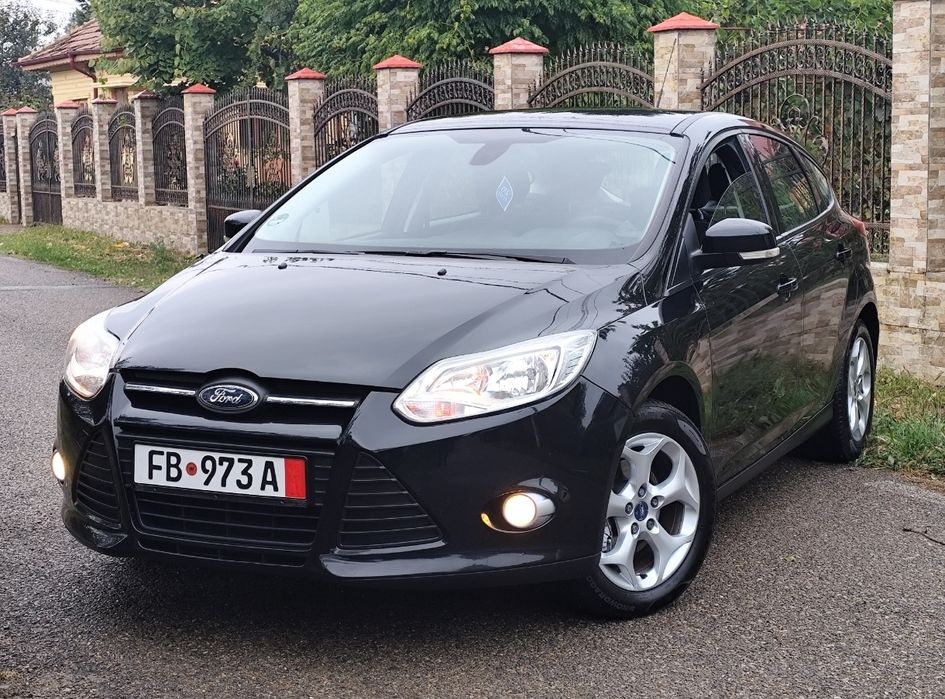Ford Focus 1.6 benzină clasic, Navi, Climă, senzori