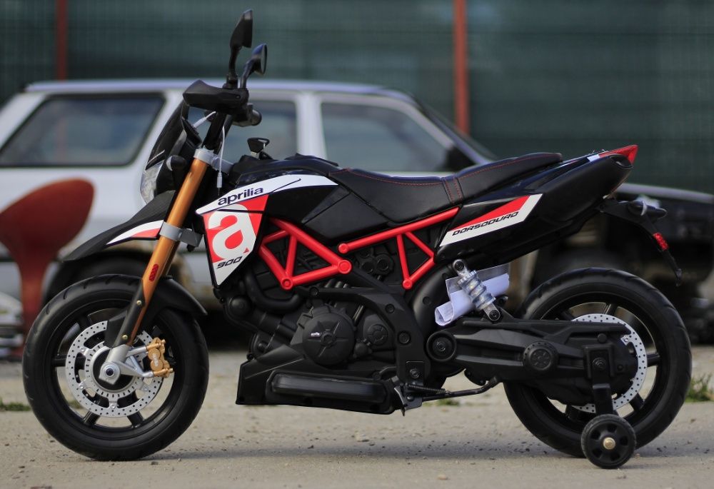 Motociclete electrice APRILIA DORSODURO 900, recomand 3+ ani #Negru