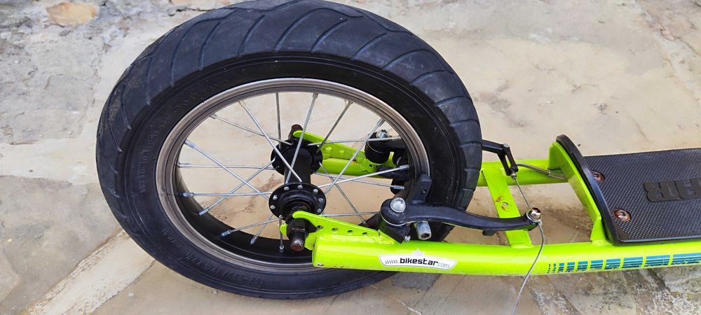 Тротинетка голяма и малка