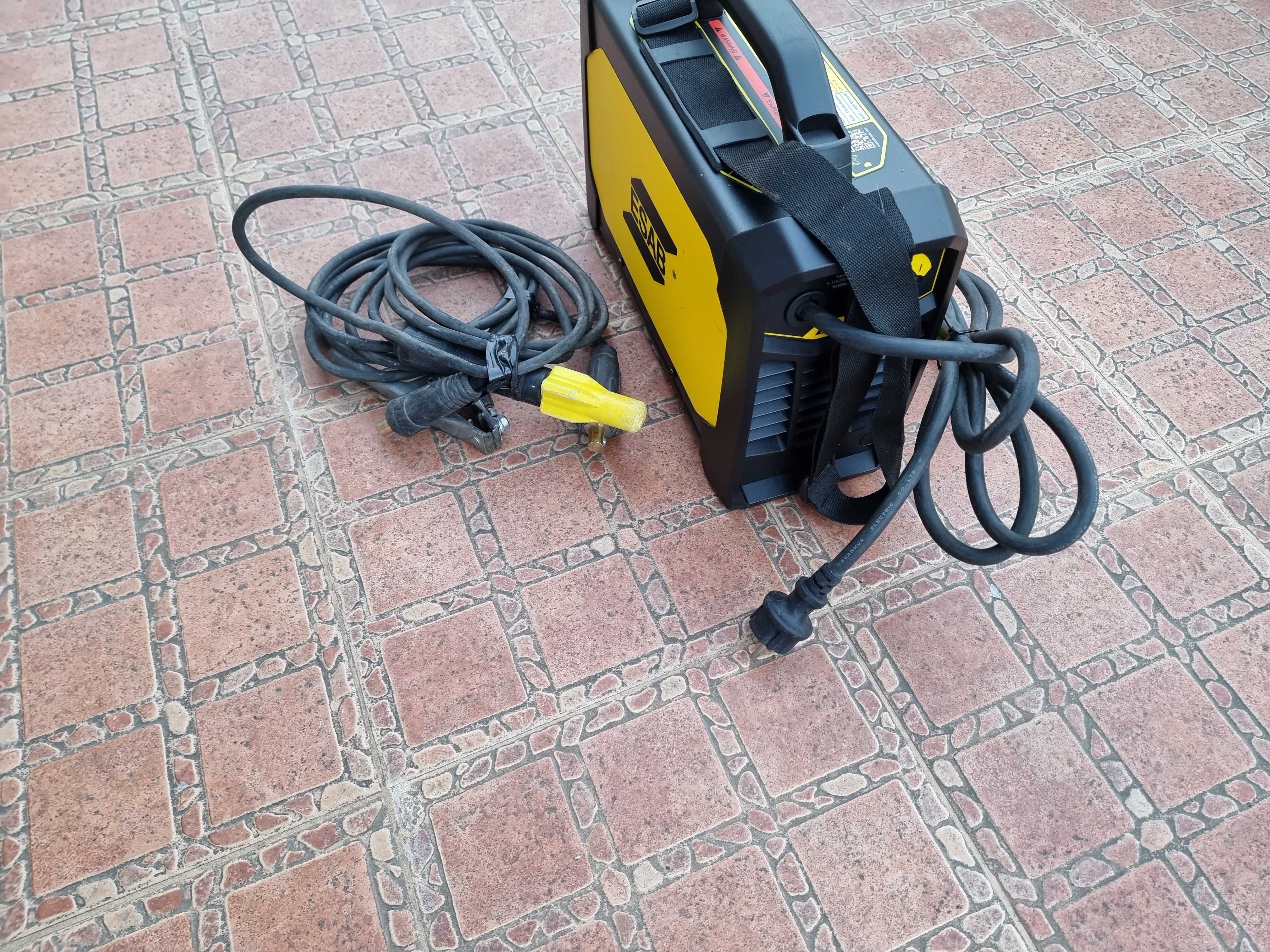 ESAB ROGUE ES 180i PRO - инверторен заваръчен апарат