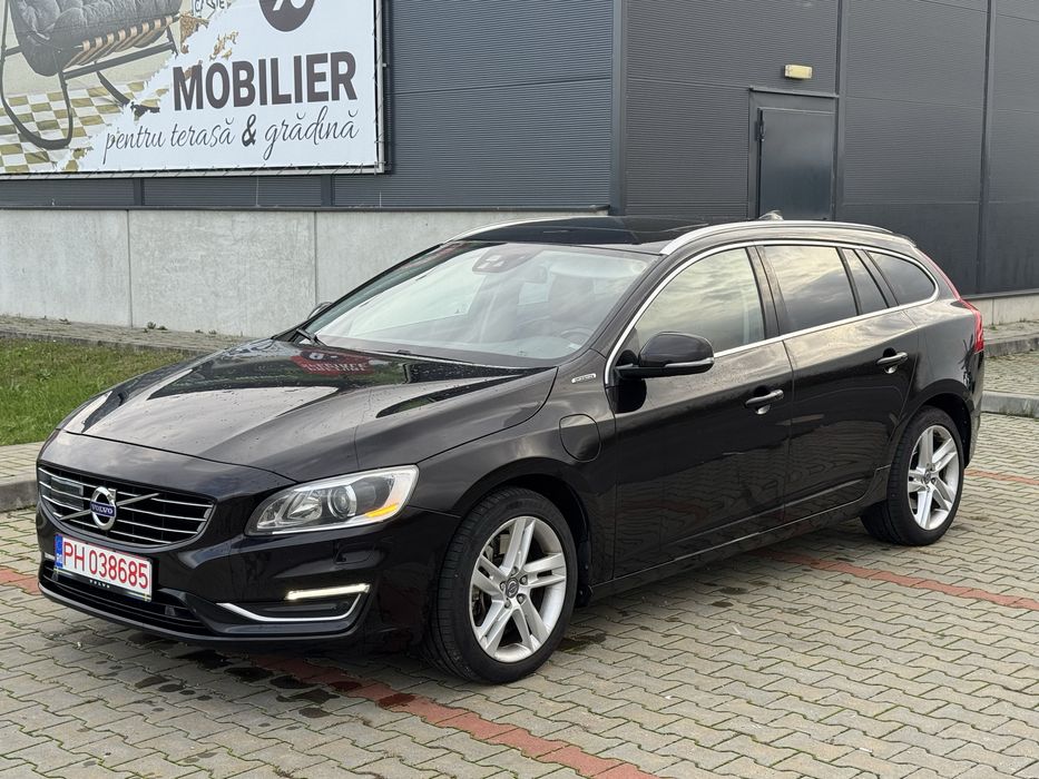 Volvo V60 D6 4x4, 2.4 diesel/Plug-in Hybrid, Automat