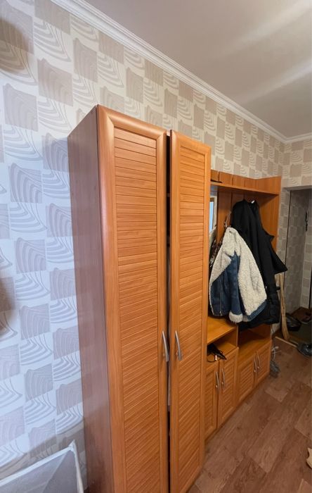 Шкаф в прихожую.