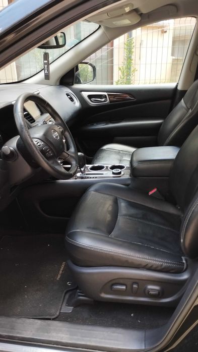 Nissan pathfinder r52