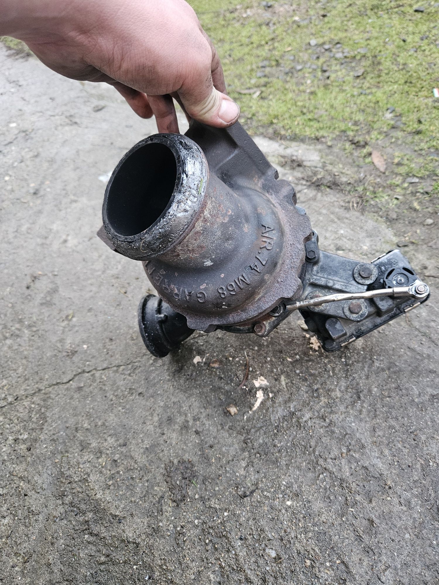 Vând turbo  Mercedes Sprinter/Vito euro 4 de 2.2 cu actuator