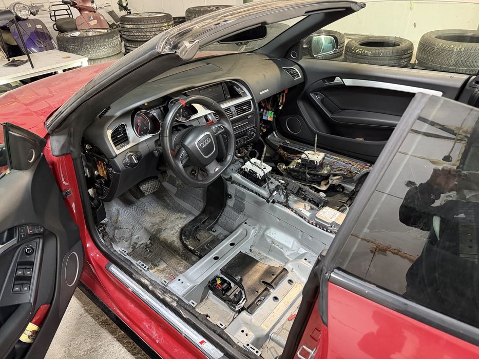 Audi A5 Cabrio S-line 2010 3.0TDI automata 225000km defect