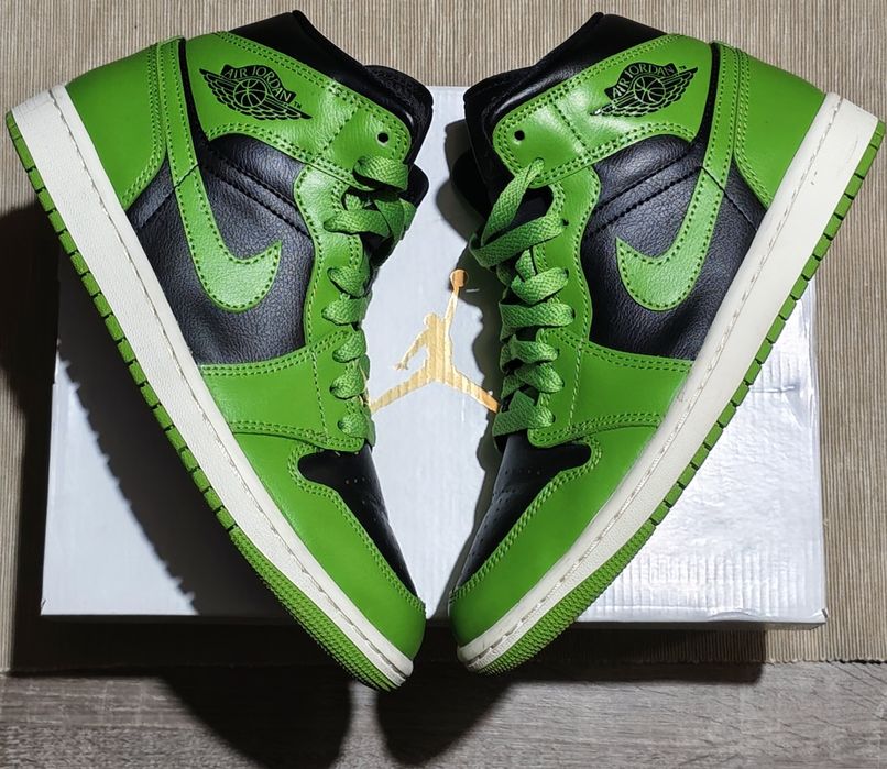 Nike Air Jordan 1 Altitude Green/Sail Mid