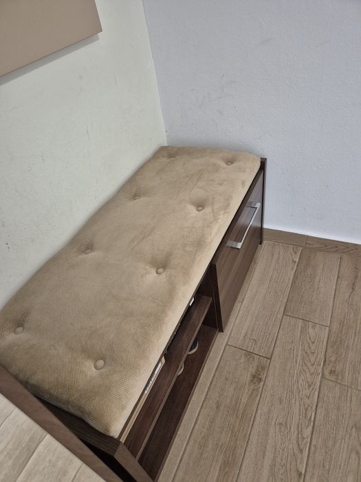 Vând comoda cu dulapior/ băncuță hol