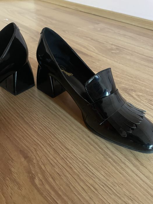 Нови обувки