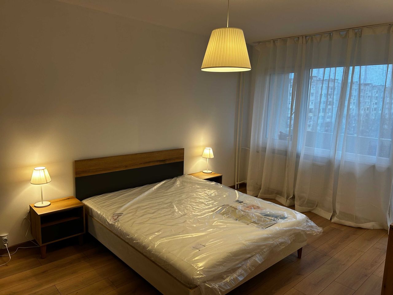 Дава се под наем Двустаен апартамент в София, Център - 64 кв.м за 612 € - Снимка #4