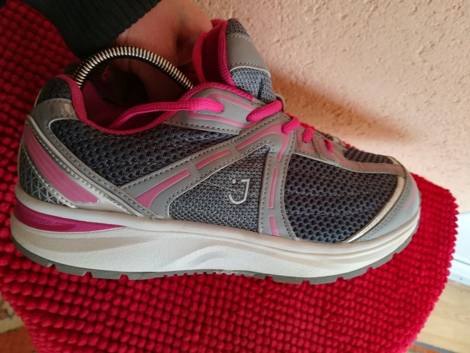 Adidași nr 39 Joya dama