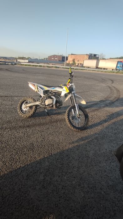 Продам Питбайк zummav k3