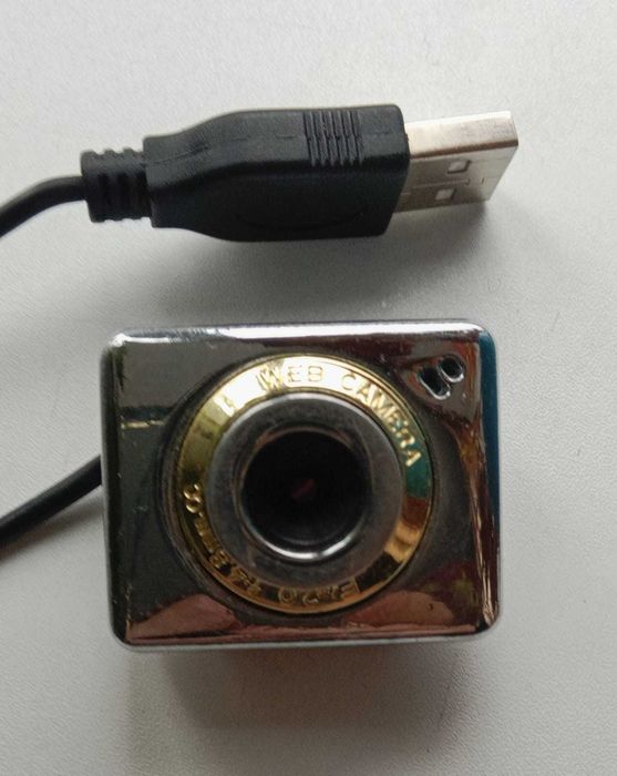 Продам веб-камеру