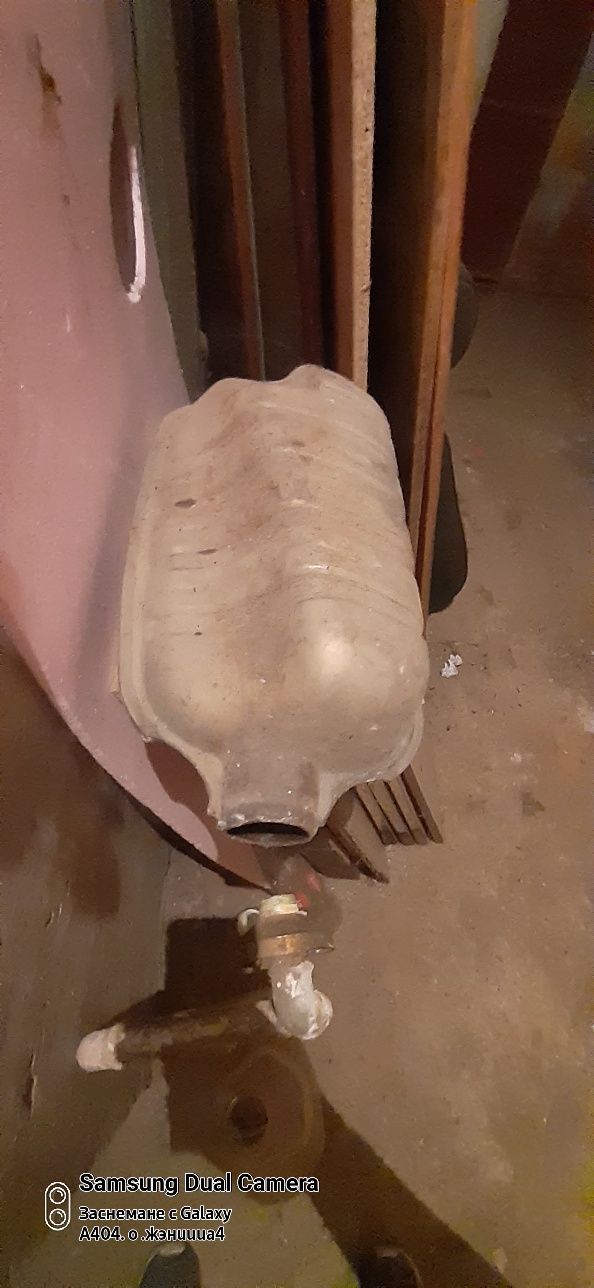 Задно гърне БМВ Е46.Оригинално