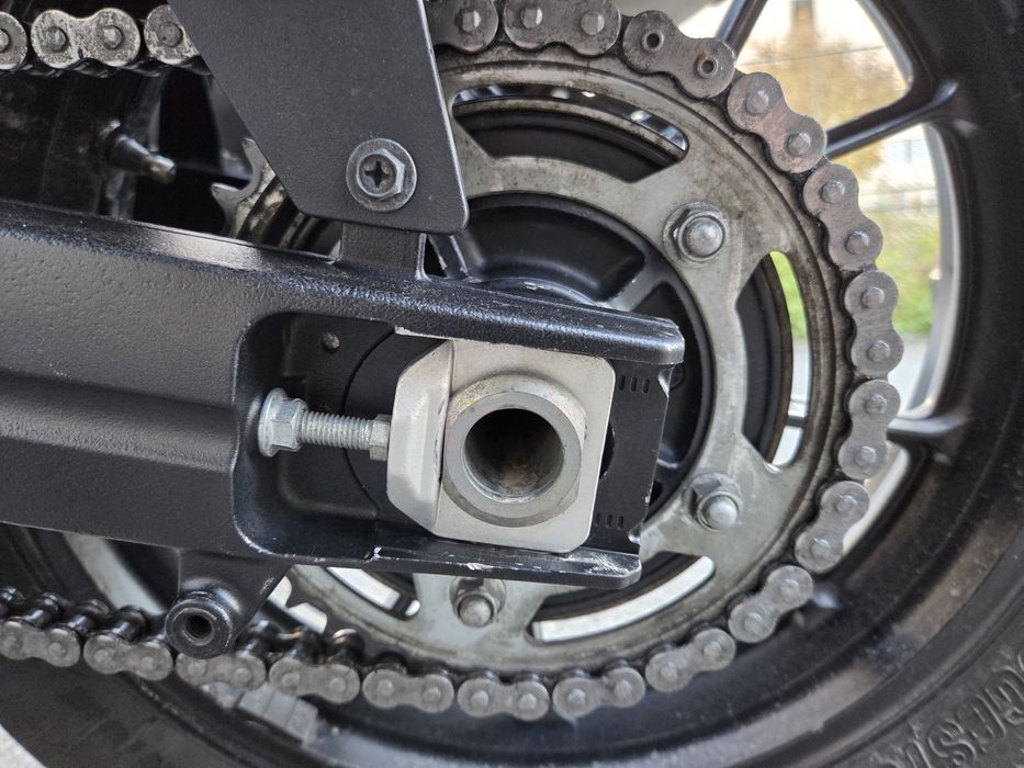 Suzuki v strom 1000
