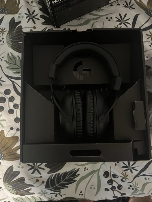 Геймърски слушалки Logitech g PRO X