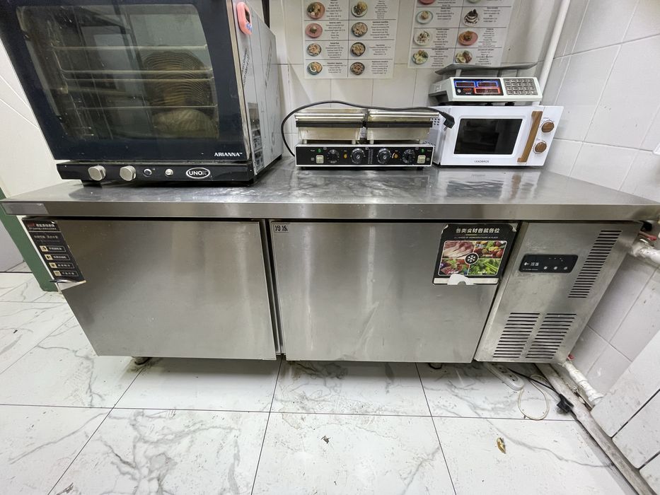 Холодильник стол 2 штуки