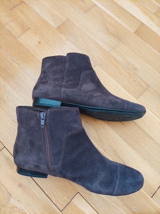 Боти от естествен велур Clarks 38 номер